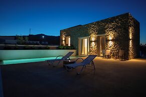 Adyton Luxury Suites & Pools Mykonos