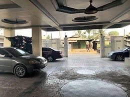 Delve Hotel and Suites