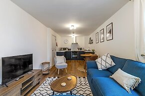 Central 1BD Free Underground Parking