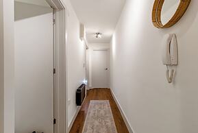 Central 1BD Free Underground Parking