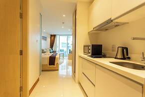 Romantic Beach Bar Fine Dining Swim c109