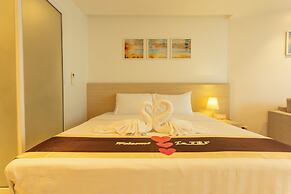 Romantic Beach Bar Fine Dining Swim c109