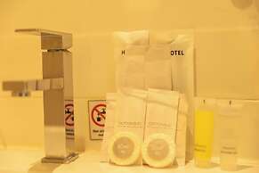 Romantic Beach Bar Fine Dining Swim c109