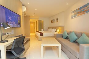 Romantic Beach Bar Fine Dining Swim c109