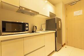 Romantic Beach Bar Fine Dining Swim c109