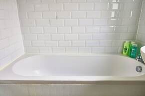 Bluebirds Cottage Light Airy 2BD Bourton