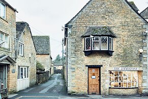 Bluebirds Cottage Light Airy 2BD Bourton