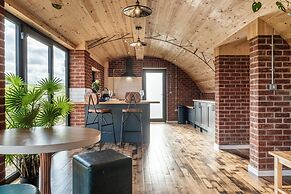 Brick Barn - Luxury Barn by River Avon