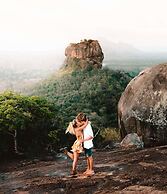Lake Front Cottage & Restaurent