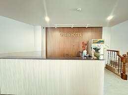 Urban Hotel