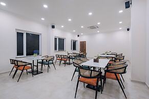 Treebo Premium Aasma Courtyard