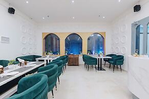 Treebo Premium Aasma Courtyard