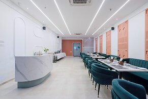 Treebo Premium Aasma Courtyard