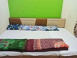 Goroomgo Kalash Ujjain