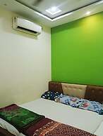 Goroomgo Kalash Ujjain