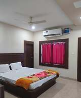 Goroomgo Sea Queen Puri