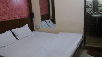 Hotel M A International