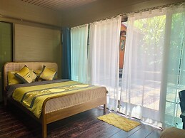 Mana An lake hill resort