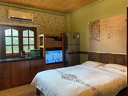 Mana An lake hill resort