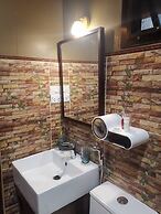 Mana An lake hill resort