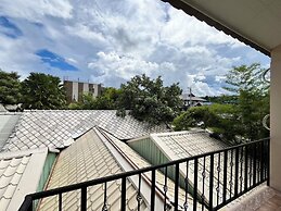 Mana An lake hill resort