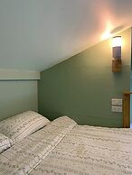 Mana An lake hill resort