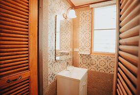 Mana An lake hill resort