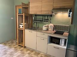 Mana An lake hill resort