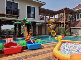 Mana An lake hill resort