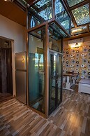 Mana An lake hill resort