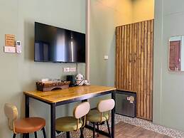 Mana An lake hill resort