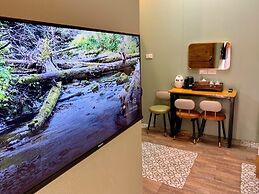 Mana An lake hill resort