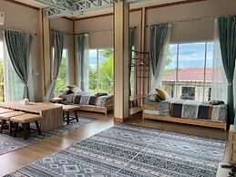 Mana An lake hill resort