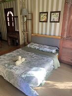 Mana An lake hill resort