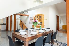 Stylish apartment with terrace in center Prague