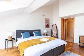 Stylish apartment with terrace in center Prague