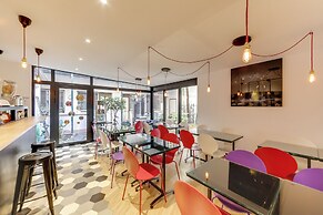 Kyriad PARIS 12 Nation