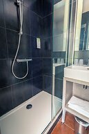 Kyriad PARIS 12 Nation