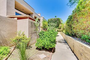 Community Pool Access: Chic Palm Springs Condo