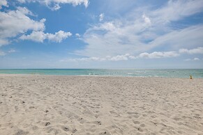 Cozy Miami Beach Apartment < 1 Mi to Ocean!