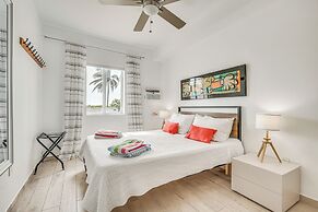 Cozy Miami Beach Apartment < 1 Mi to Ocean!