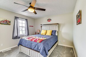 Inviting Bowling Green Escape w/ Smart Tvs!