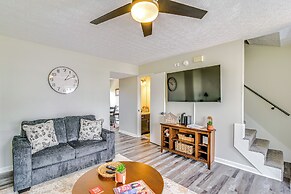 Inviting Bowling Green Escape w/ Smart Tvs!