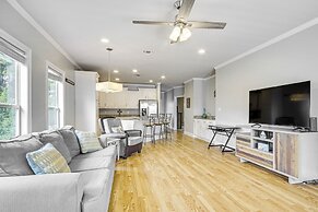 Biloxi Condo w/ Community Pool ~ Half-mi to Beach!