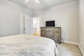 Biloxi Condo w/ Community Pool ~ Half-mi to Beach!