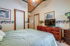 Stunning Hiawassee Hideaway w/ Impeccable Views!