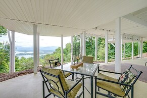 Stunning Hiawassee Hideaway w/ Impeccable Views!