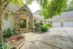 Stunning Hiawassee Hideaway w/ Impeccable Views!
