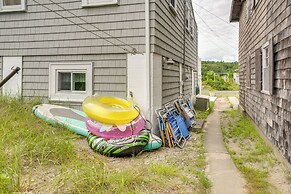 Rockport Cottage w/ Patio - Steps to Beach!