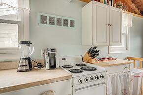 Rockport Cottage w/ Patio - Steps to Beach!